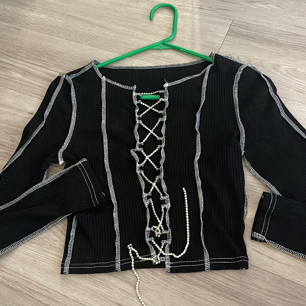 Black crop top, that u could tie with rhinestone strings